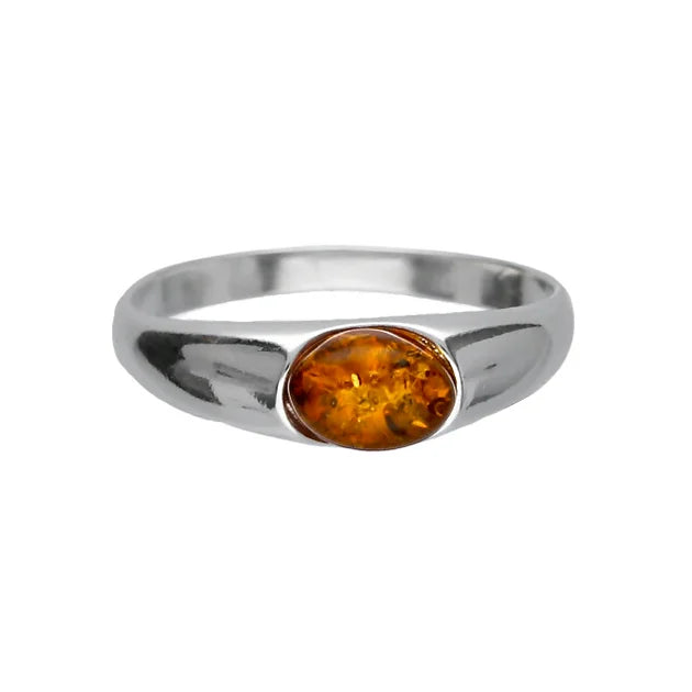 Elegant Silver Ring Oval Amber