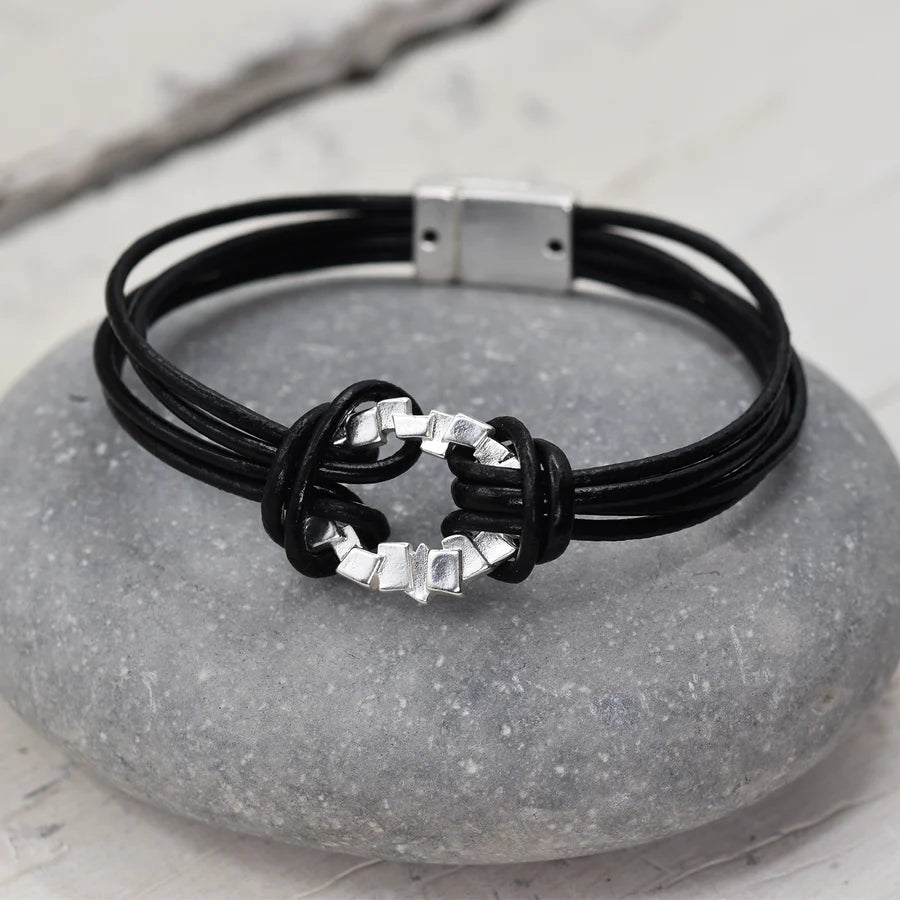 Black Leather Irregular Circle Bracelet